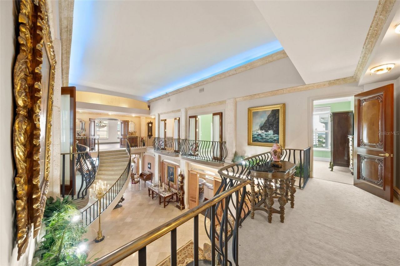 1330 Main Street, Unit PH 9 & 10, Sarasota, FL 34236 Photo