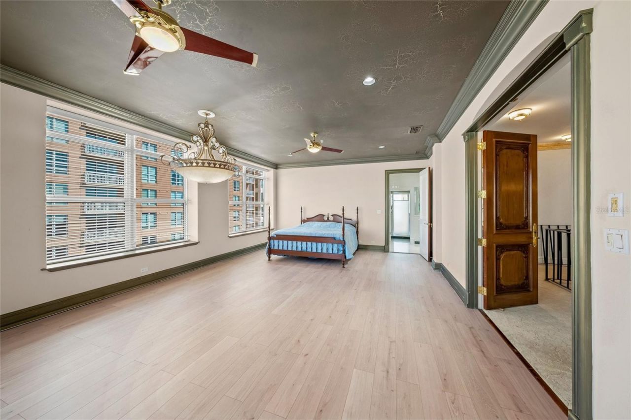 1330 Main Street, Unit PH 9 & 10, Sarasota, FL 34236 Photo