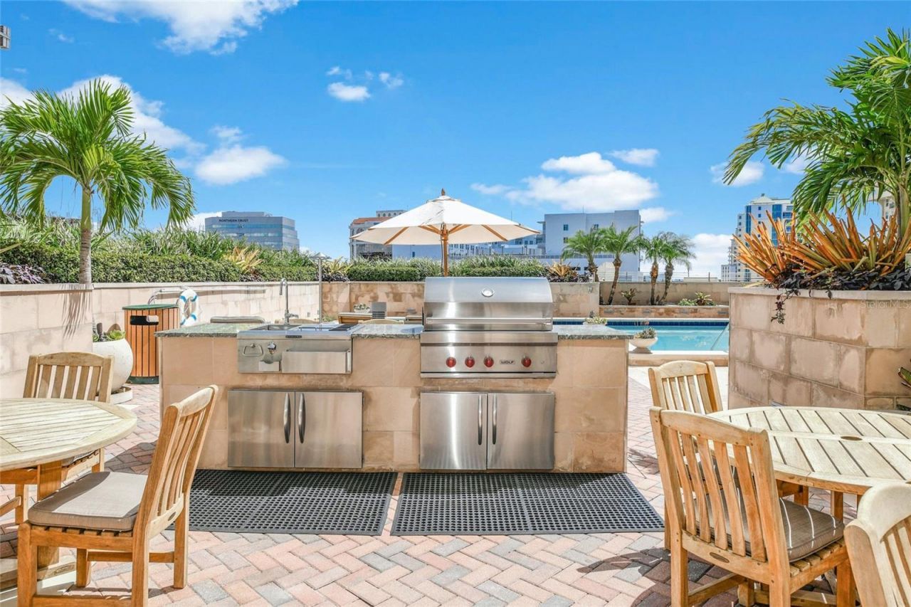 1330 Main Street, Unit PH 9 & 10, Sarasota, FL 34236 Photo