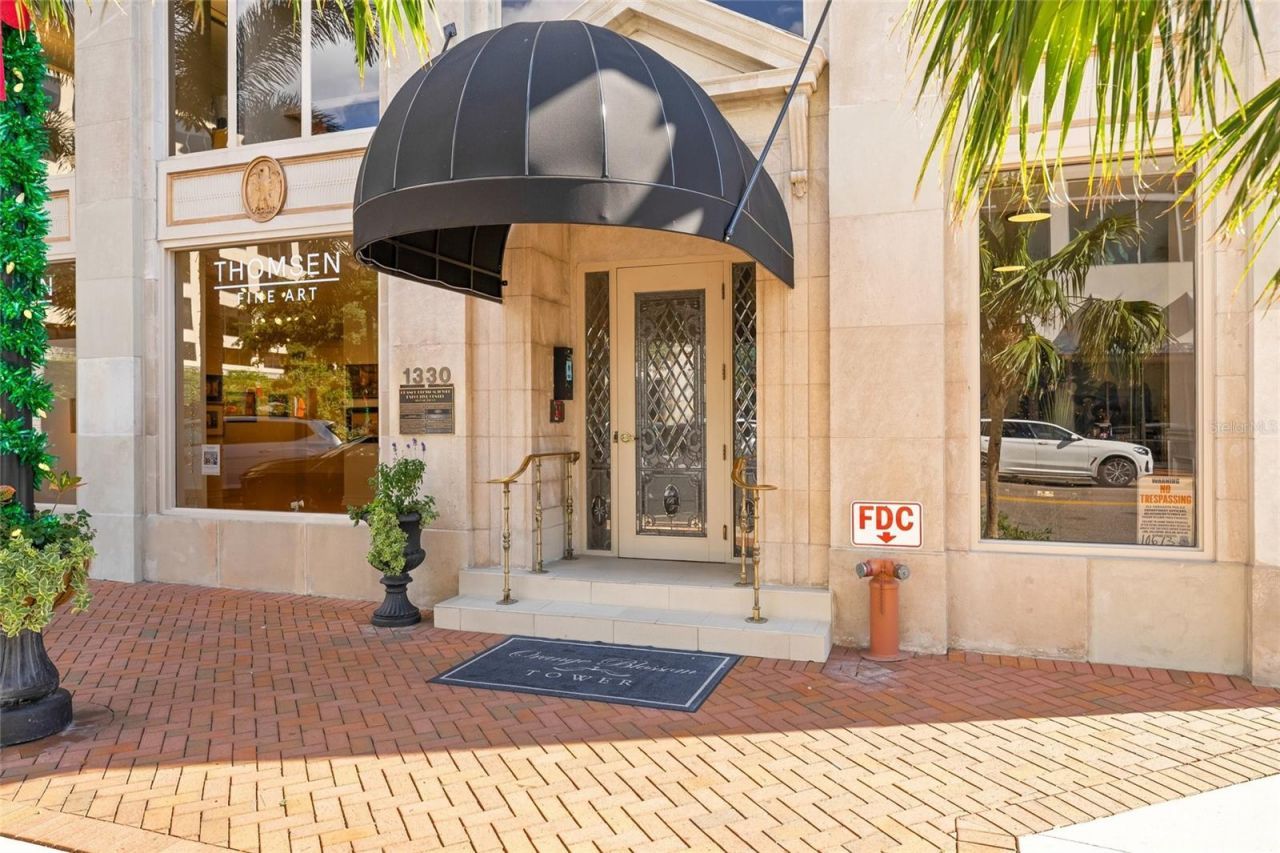 1330 Main Street, Unit PH 9 & 10, Sarasota, FL 34236 Photo