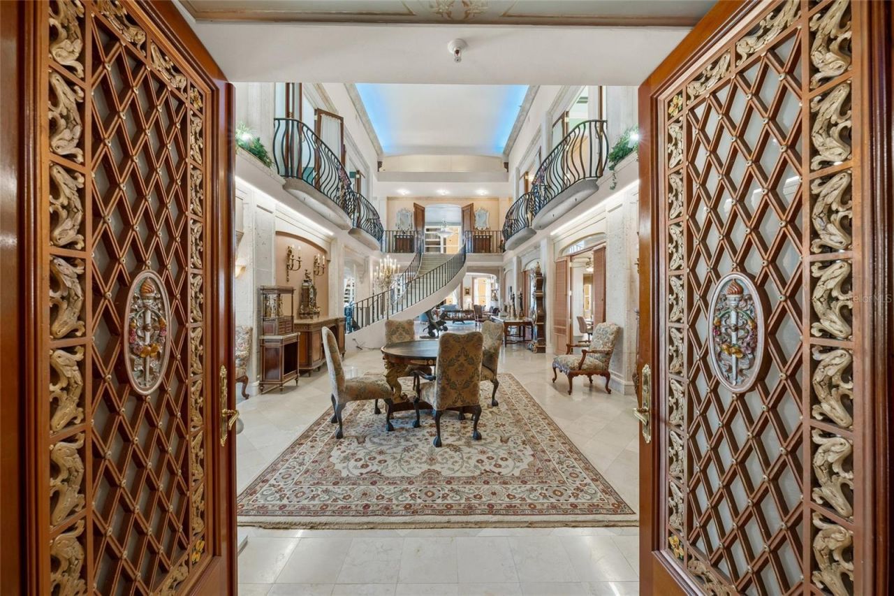 1330 Main Street, Unit PH 9 & 10, Sarasota, FL 34236 Photo