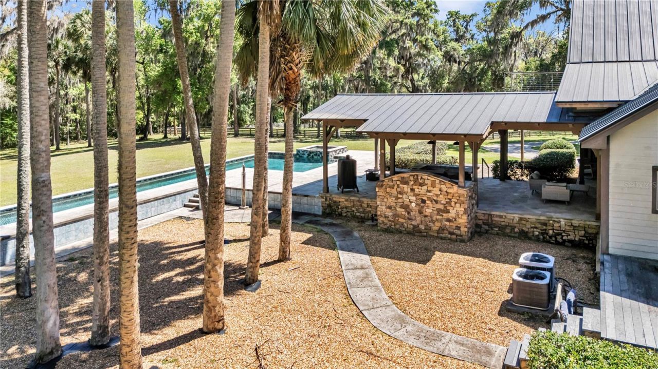 7000 NW Hwy 320, Micanopy, FL 32667 Photo