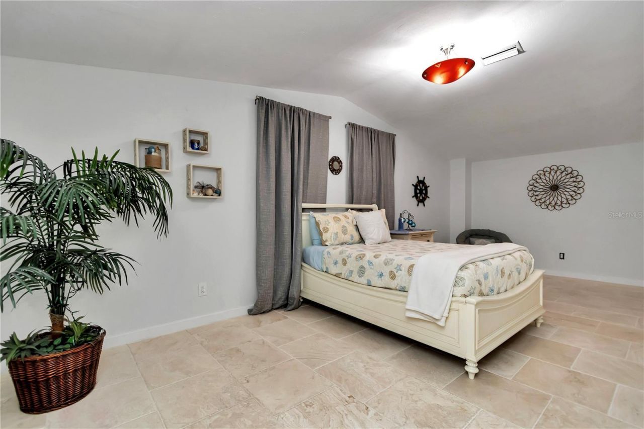 7000 NW Hwy 320, Micanopy, FL 32667 Photo