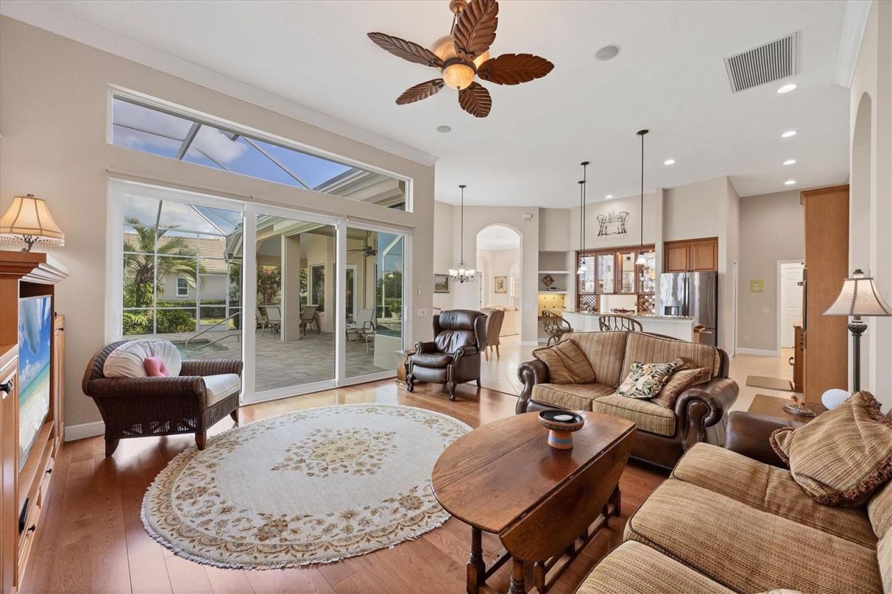 7915 Warwick Gardens Lane, University Park, FL 34201 Photo