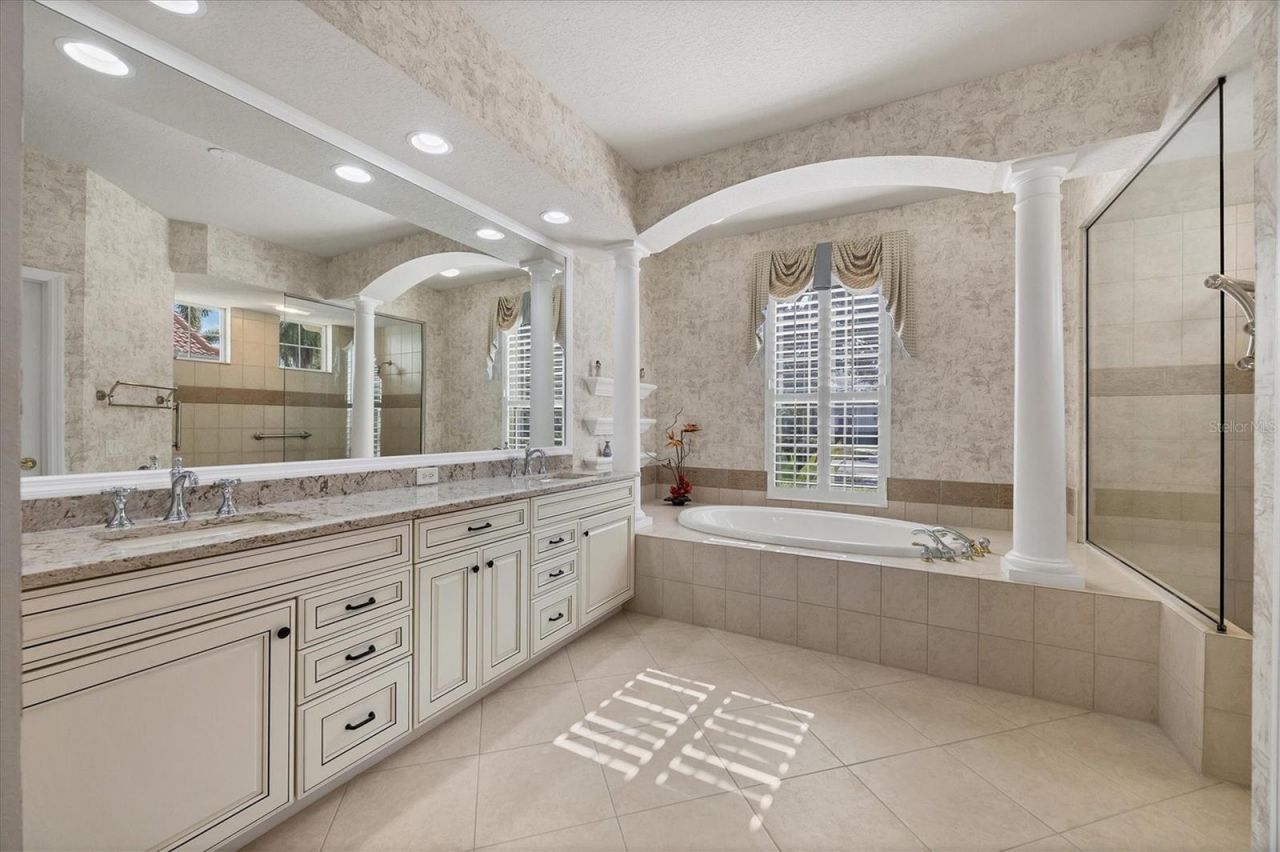 7915 Warwick Gardens Lane, University Park, FL 34201 Photo