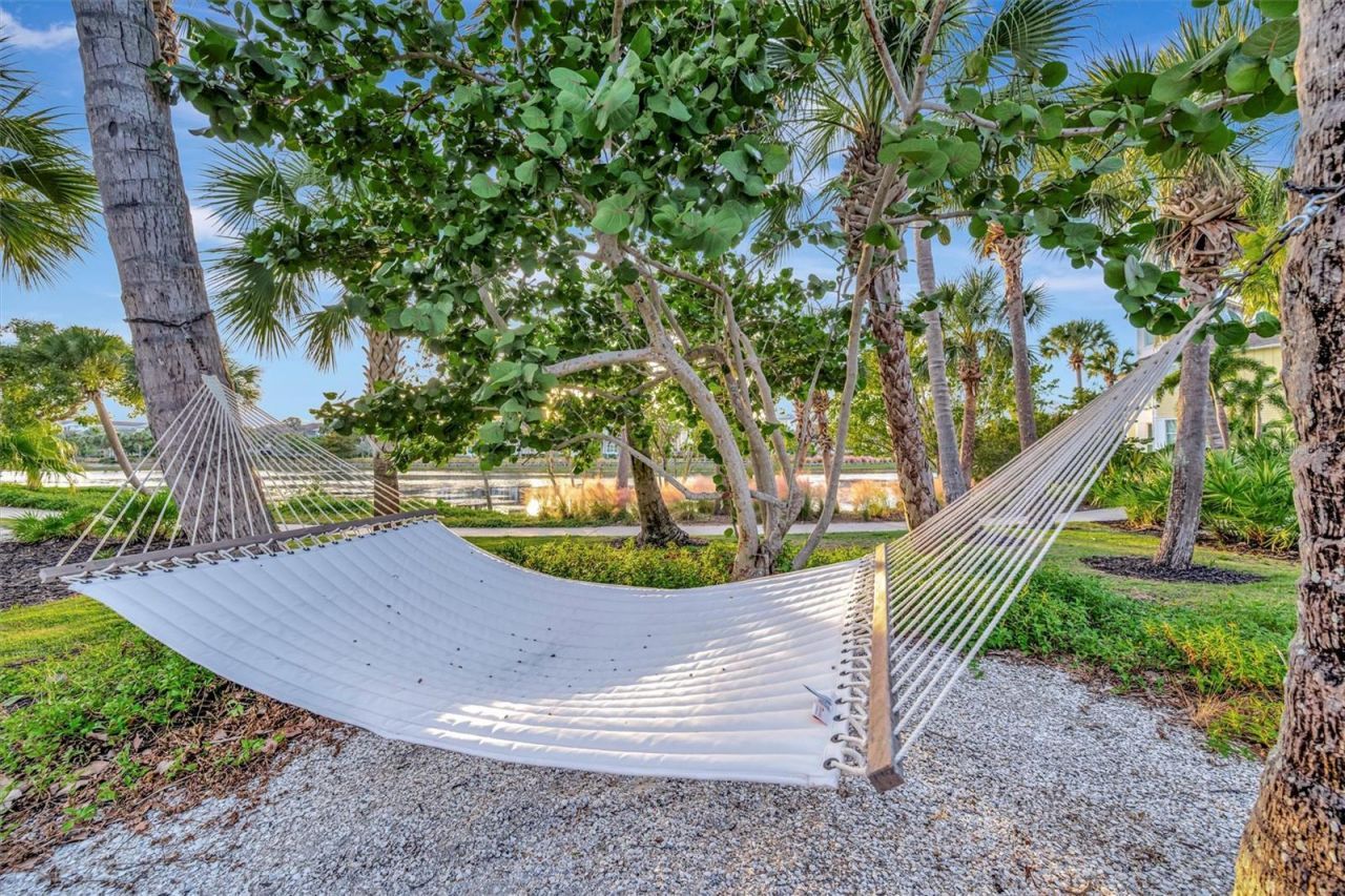 246 Sapphire Lake Drive, Unit 201, Bradenton, FL 34209 Photo