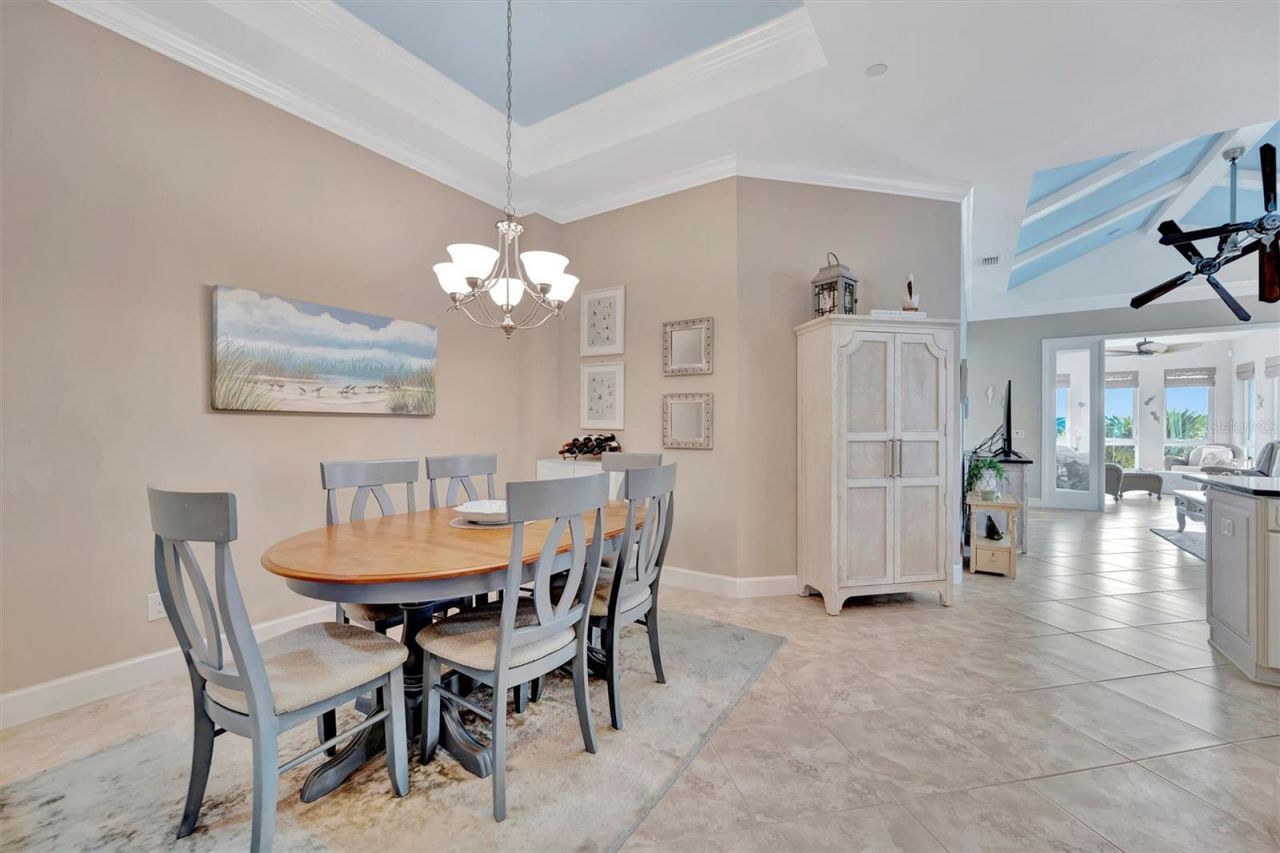 246 Sapphire Lake Drive, Unit 201, Bradenton, FL 34209 Photo