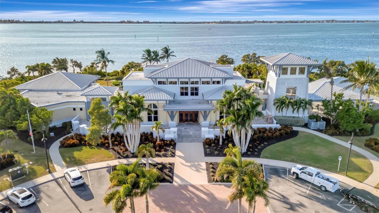 246 Sapphire Lake Drive, Unit 201, Bradenton, FL 34209 Photo