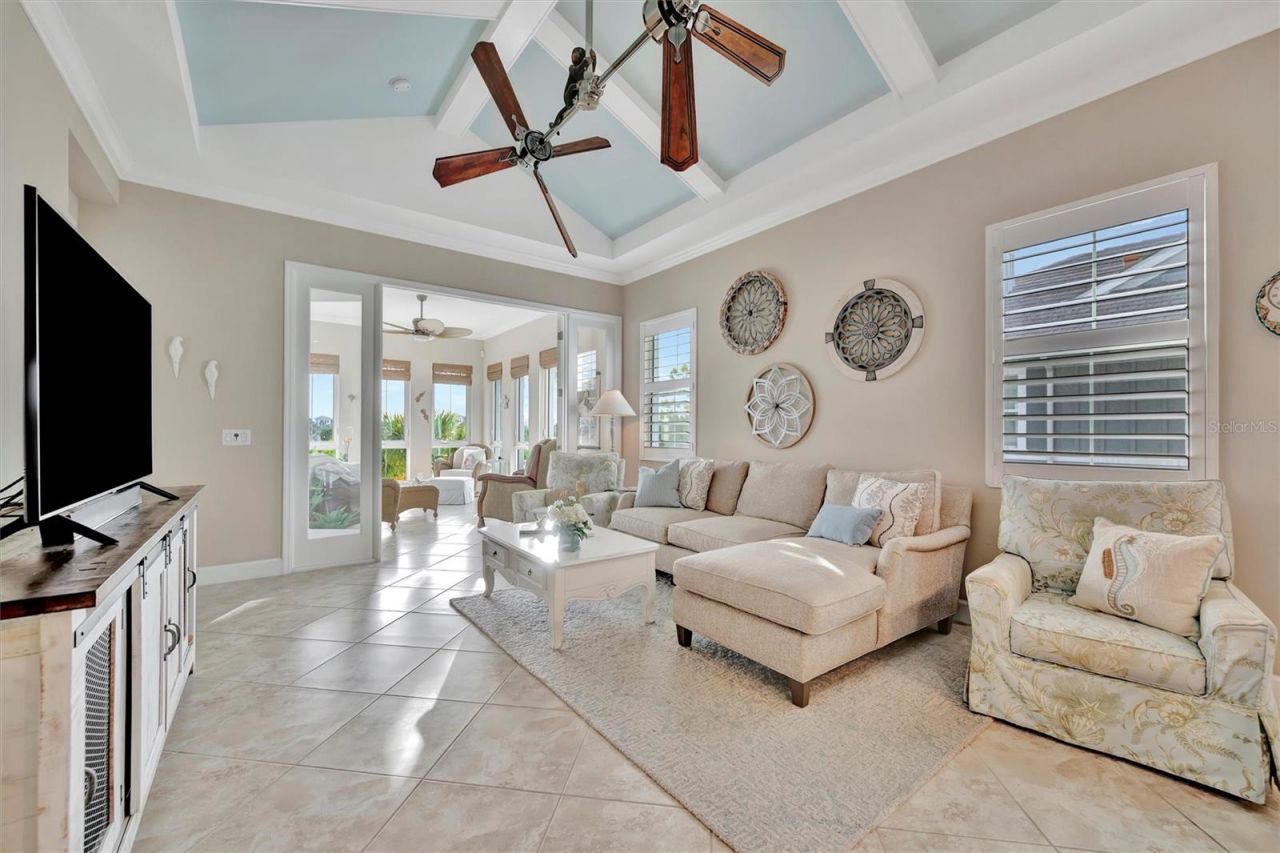 246 Sapphire Lake Drive, Unit 201, Bradenton, FL 34209 Photo