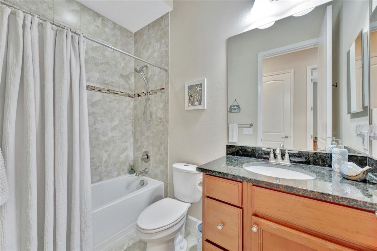 246 Sapphire Lake Drive, Unit 201, Bradenton, FL 34209 Photo