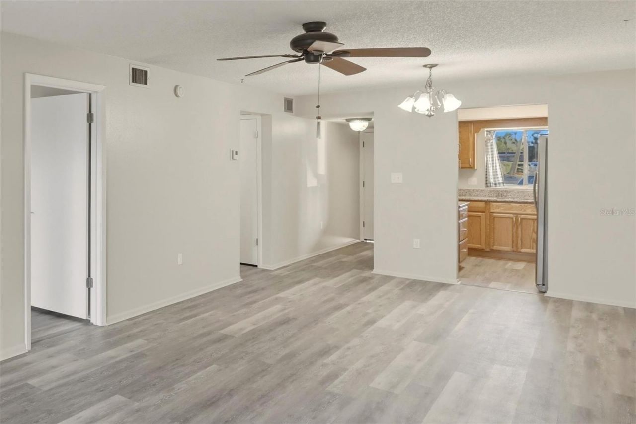 3531 Lake Bayshore Drive, Unit J106, Bradenton, FL 34205 Photo