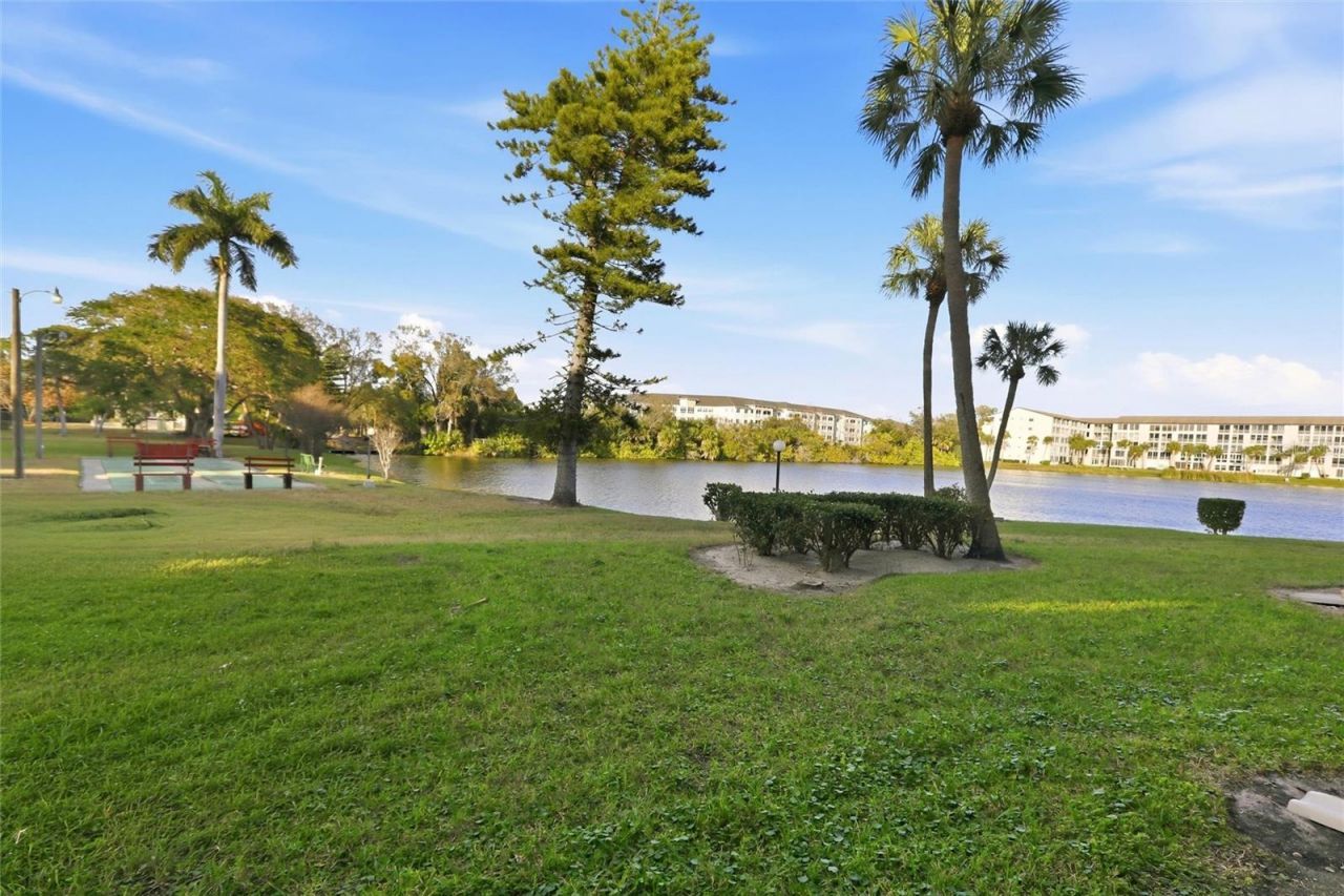 3531 Lake Bayshore Drive, Unit J106, Bradenton, FL 34205 Photo