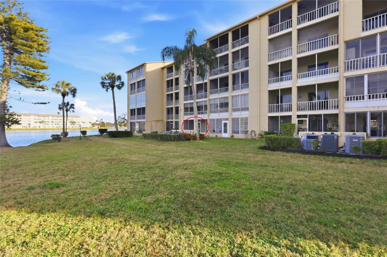 3531 Lake Bayshore Drive, Unit J106, Bradenton, FL 34205 Photo