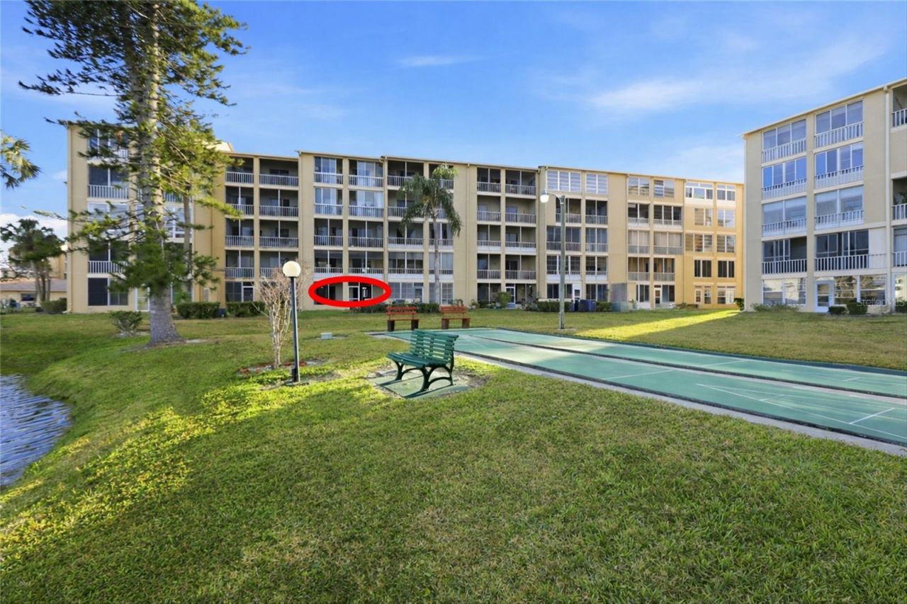 3531 Lake Bayshore Drive, Unit J106, Bradenton, FL 34205 Photo