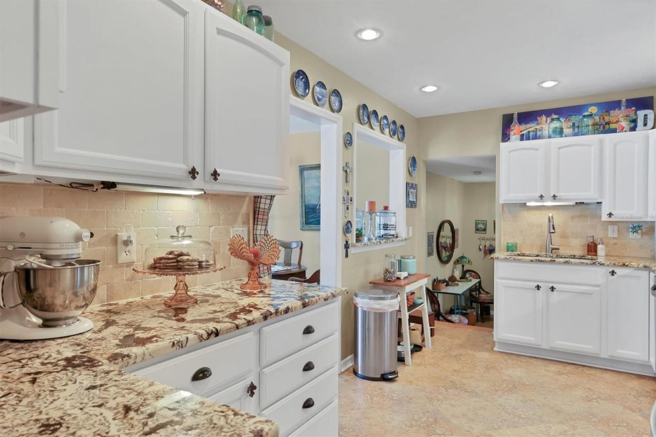 401 28th Street W, Bradenton, FL 34205 Photo