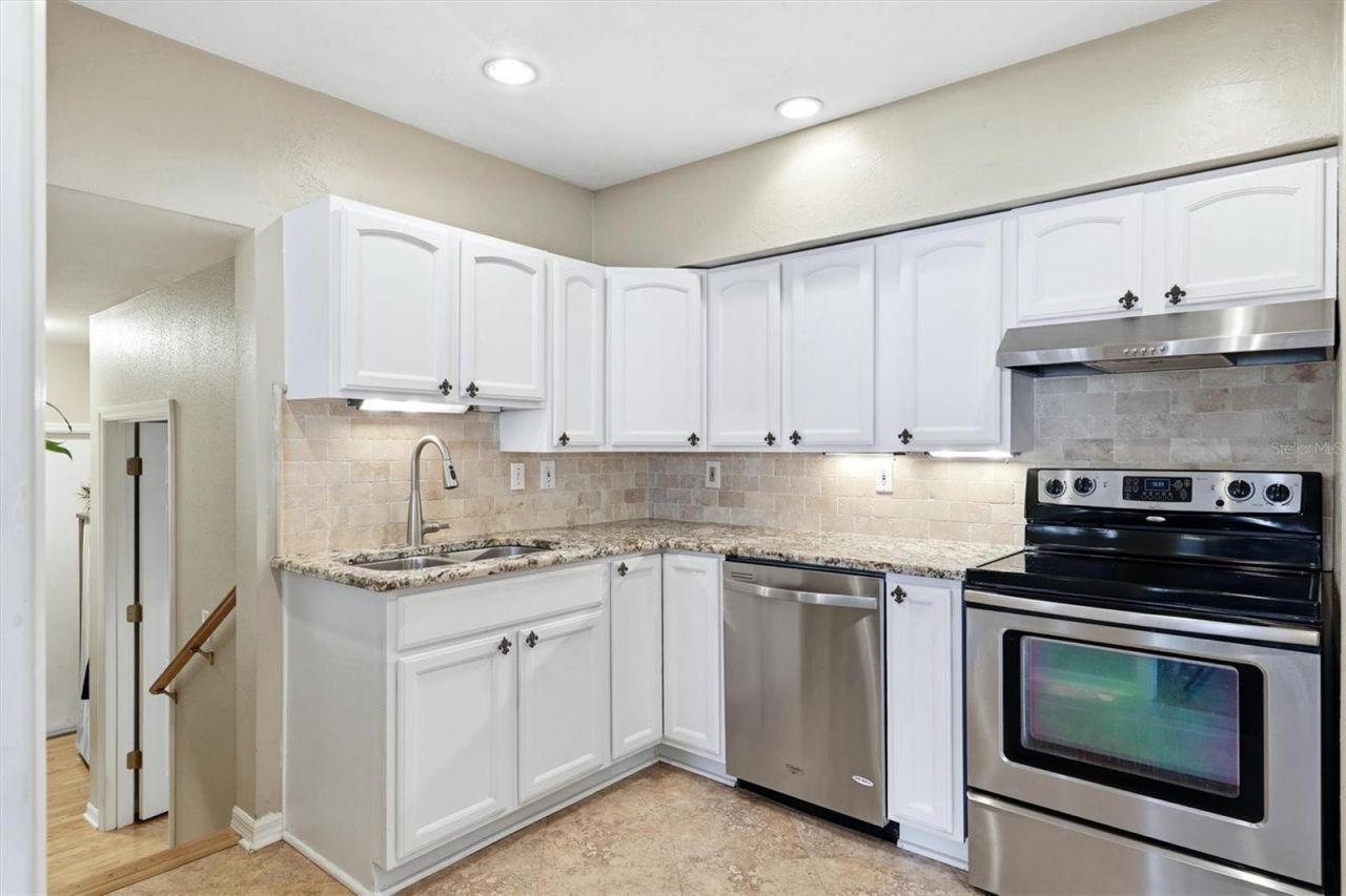 401 28th Street W, Bradenton, FL 34205 Photo