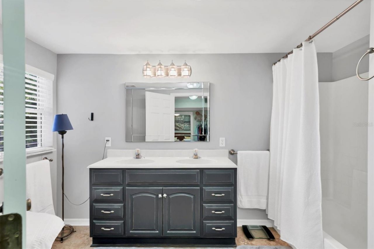 401 28th Street W, Bradenton, FL 34205 Photo