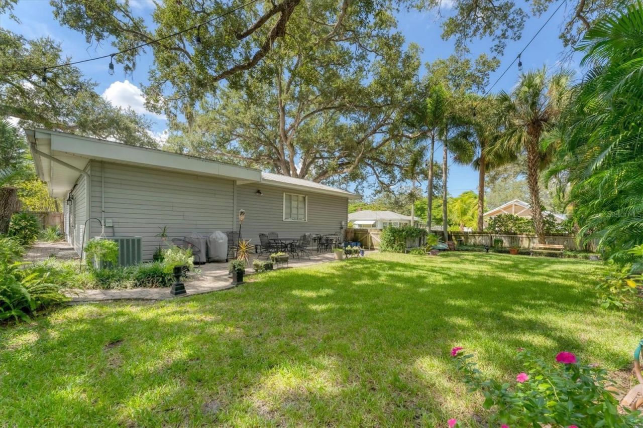 401 28th Street W, Bradenton, FL 34205 Photo