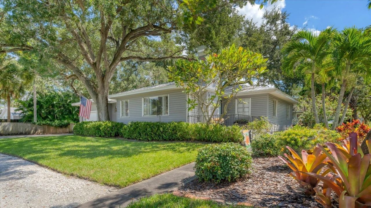 401 28th Street W, Bradenton, FL 34205 Photo
