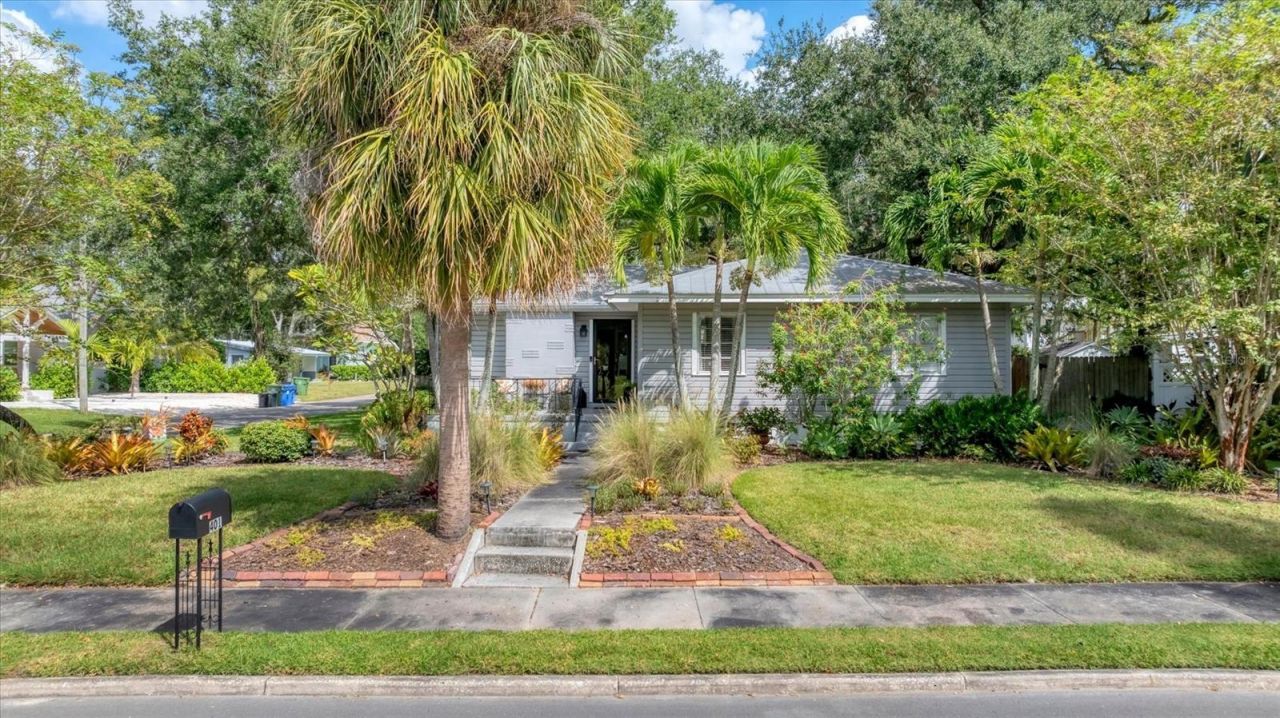 401 28th Street W, Bradenton, FL 34205 Photo