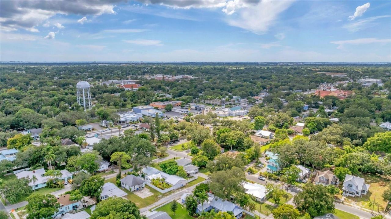 401 28th Street W, Bradenton, FL 34205 Photo