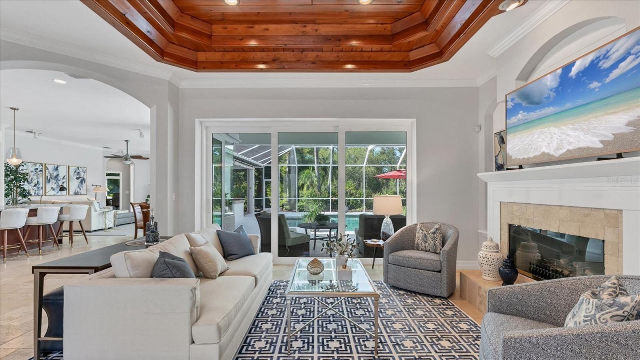 9979 Cherry Hills Avenue Circle, Bradenton, FL 34202 Photo