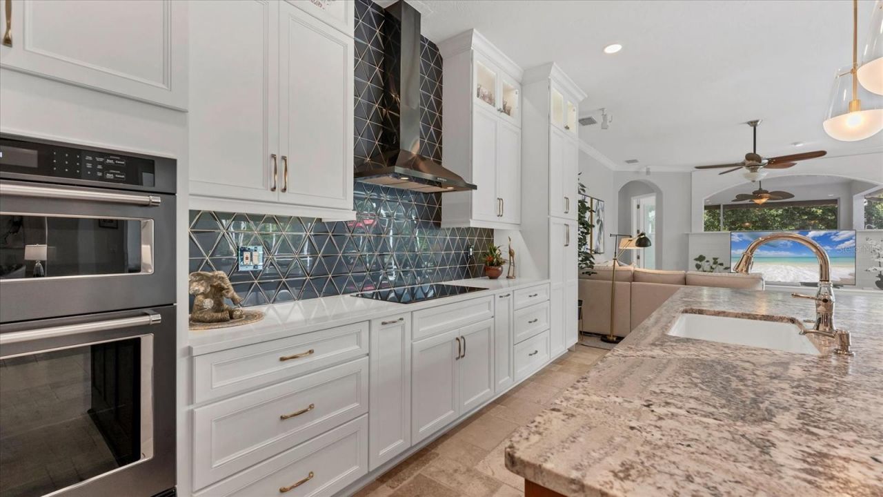 9979 Cherry Hills Avenue Circle, Bradenton, FL 34202 Photo