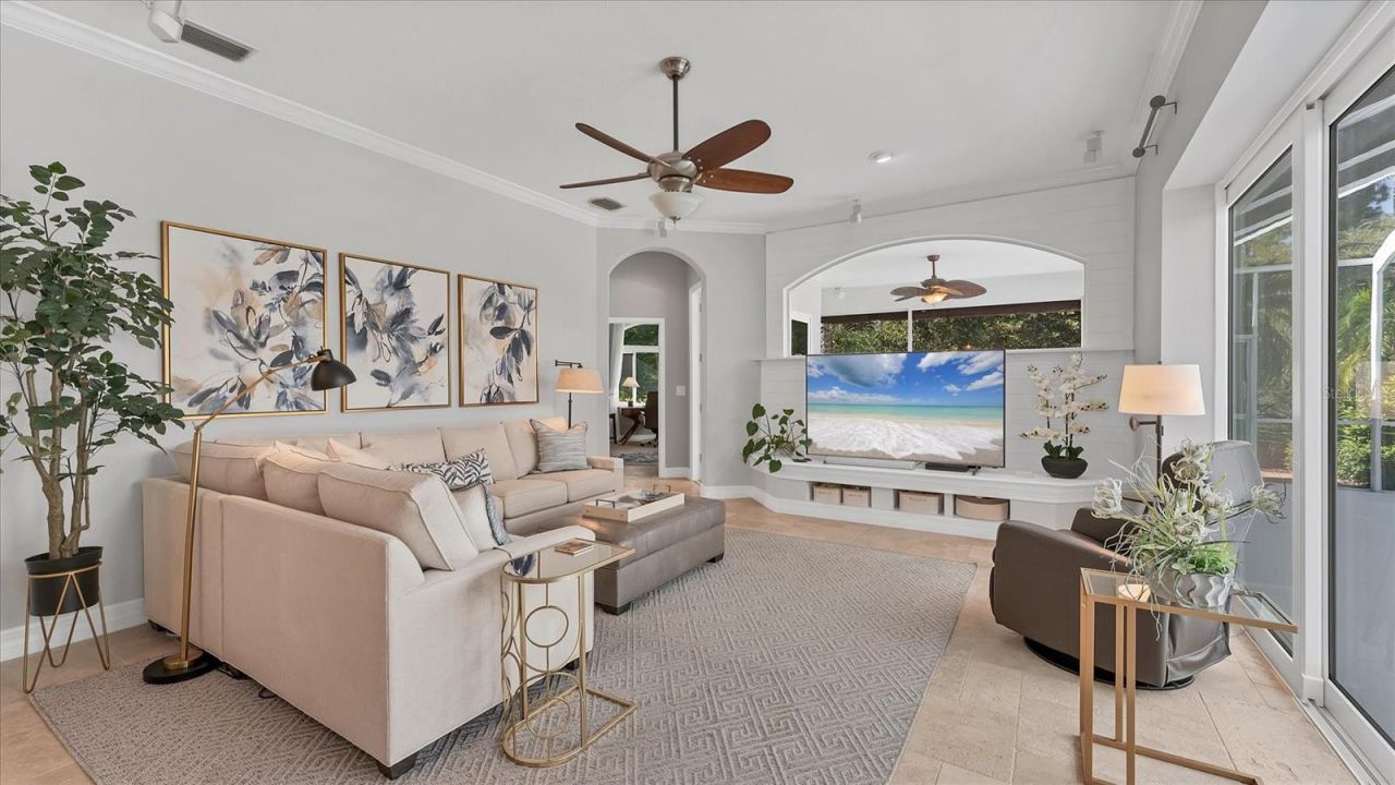 9979 Cherry Hills Avenue Circle, Bradenton, FL 34202 Photo