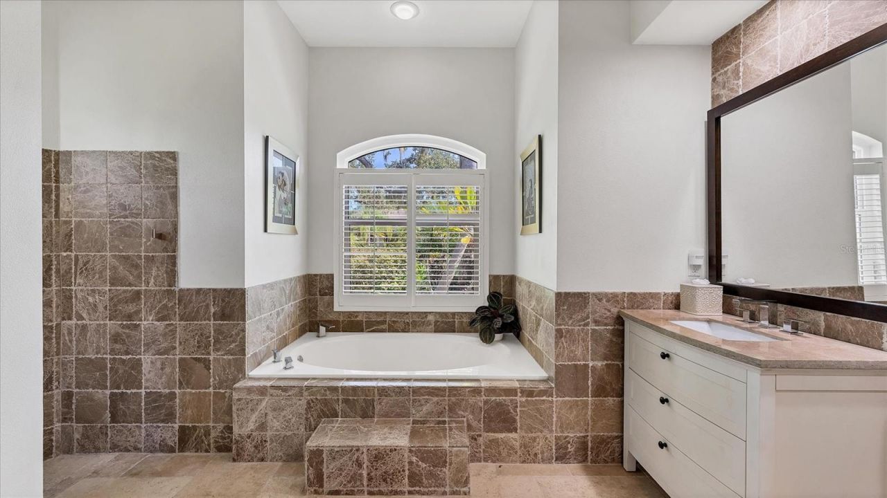 9979 Cherry Hills Avenue Circle, Bradenton, FL 34202 Photo