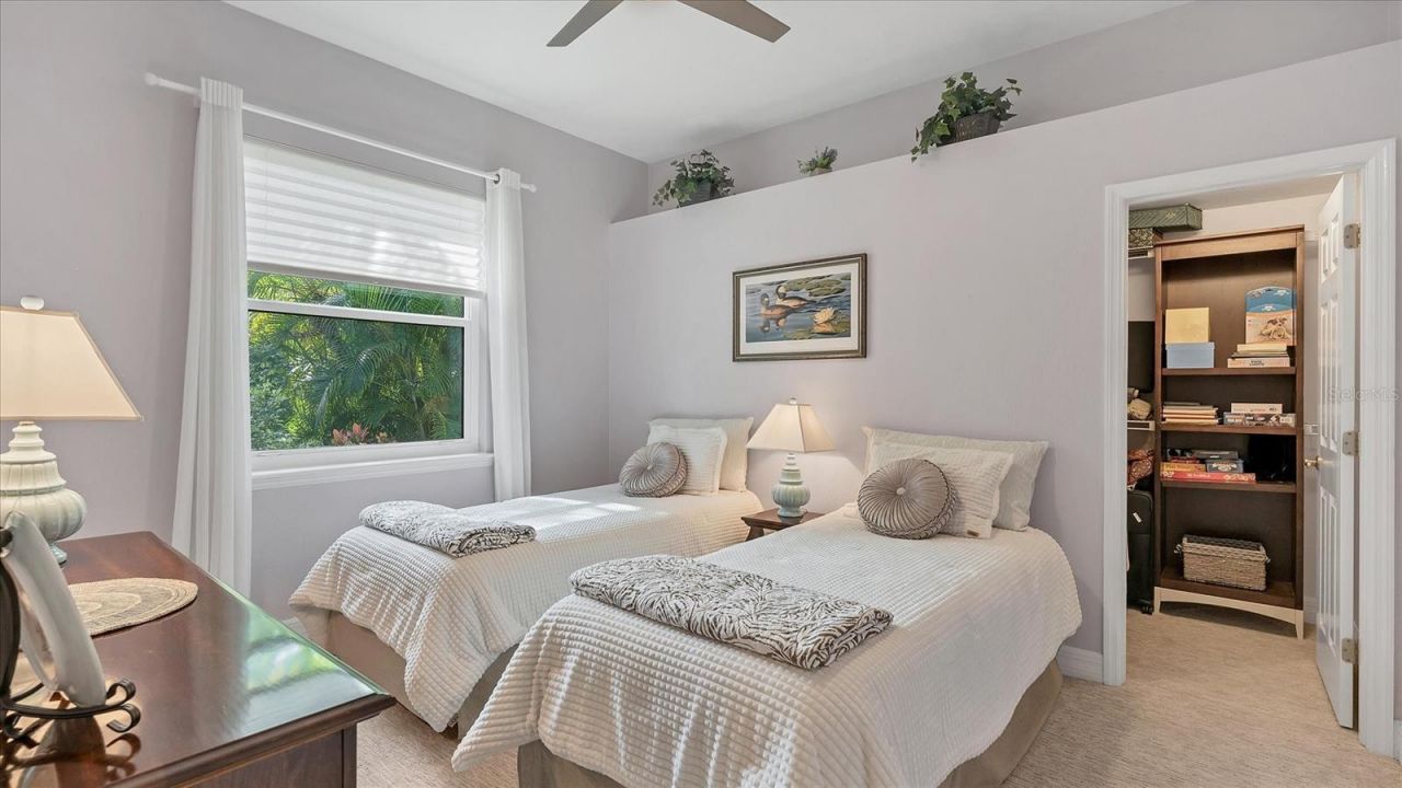 9979 Cherry Hills Avenue Circle, Bradenton, FL 34202 Photo