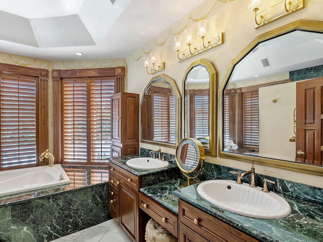 1310 S Lake Shore Drive, Sarasota, FL 34231 Photo