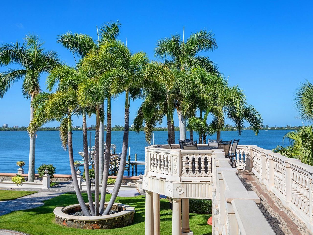 1310 S Lake Shore Drive, Sarasota, FL 34231 Photo