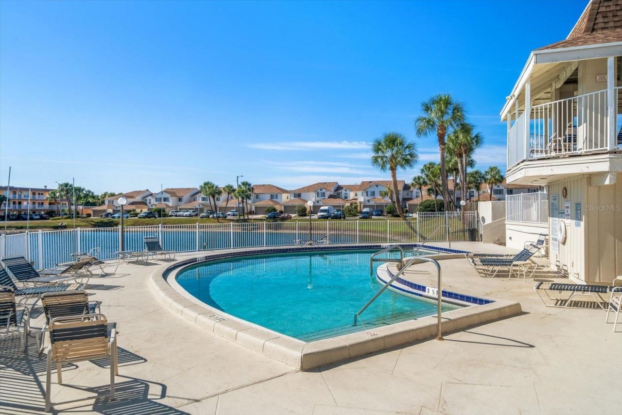 6400 46th Avenue N, Unit 41, Kenneth City, FL 33709 Photo