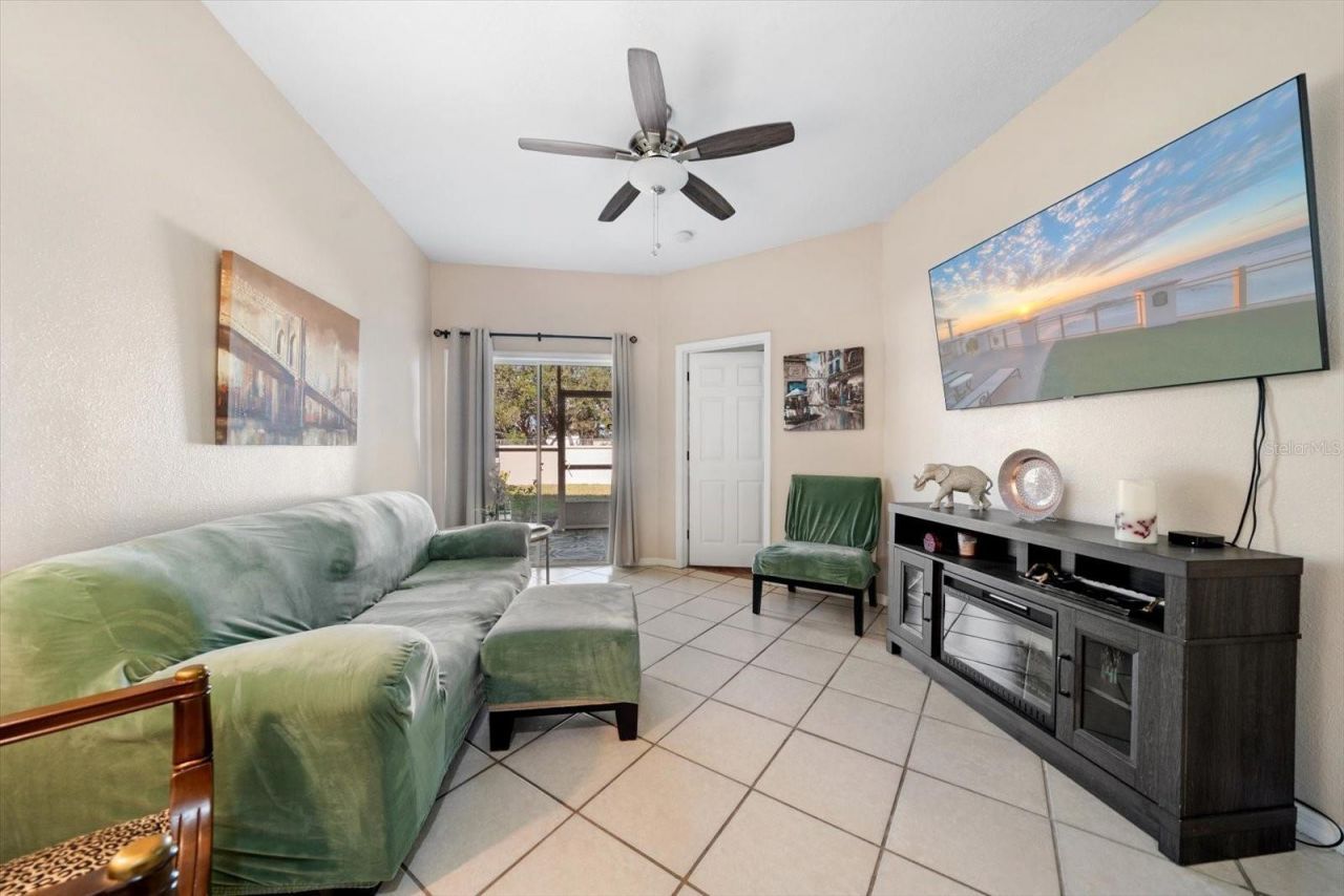 6400 46th Avenue N, Unit 41, Kenneth City, FL 33709 Photo