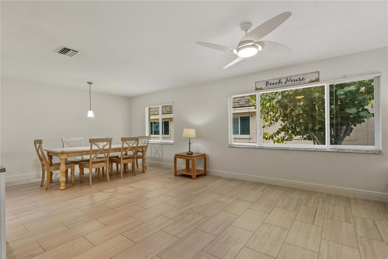 1900 Benjamin Franklin Drive, Unit V12, Sarasota, FL 34236 Photo