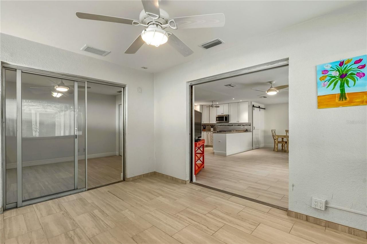 1900 Benjamin Franklin Drive, Unit V12, Sarasota, FL 34236 Photo