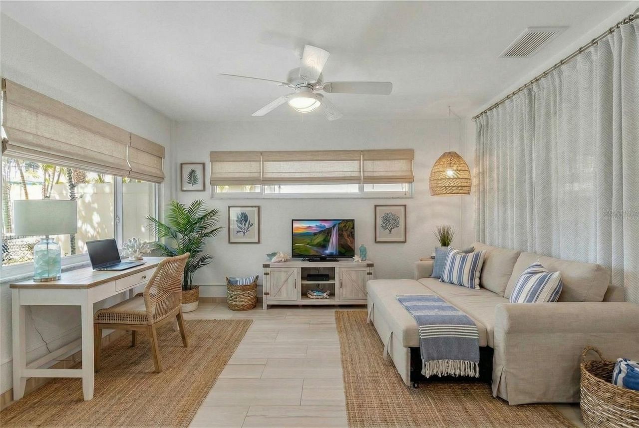 1900 Benjamin Franklin Drive, Unit V12, Sarasota, FL 34236 Photo