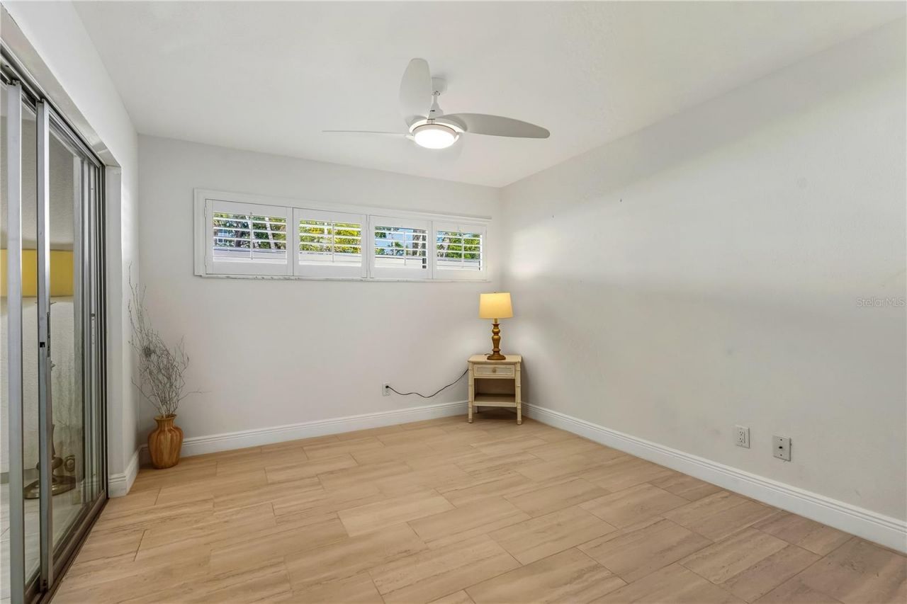 1900 Benjamin Franklin Drive, Unit V12, Sarasota, FL 34236 Photo