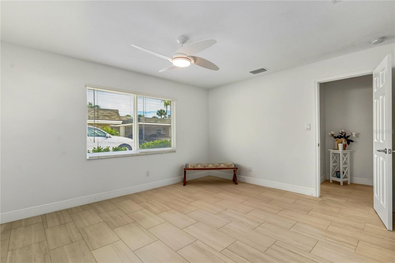 1900 Benjamin Franklin Drive, Unit V12, Sarasota, FL 34236 Photo