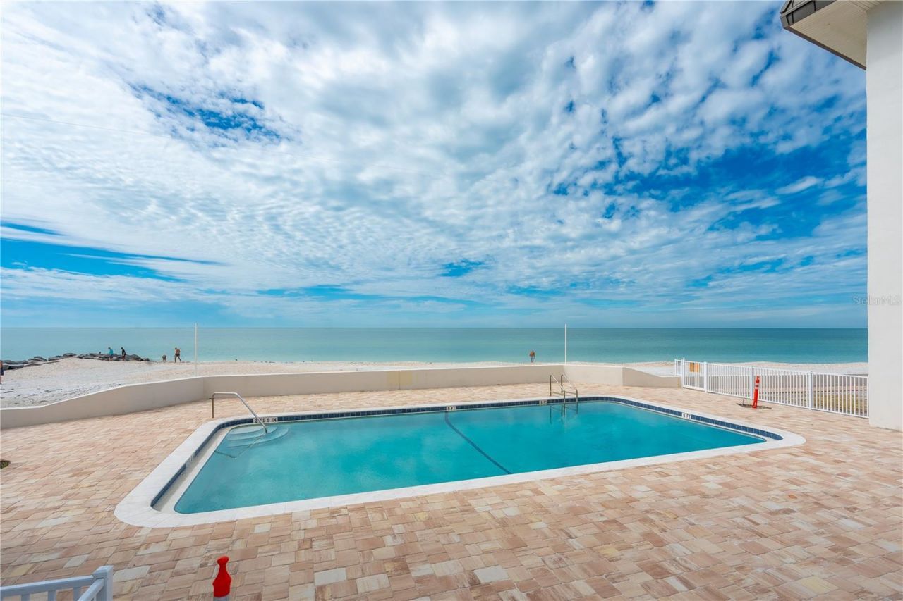 1900 Benjamin Franklin Drive, Unit V12, Sarasota, FL 34236 Photo