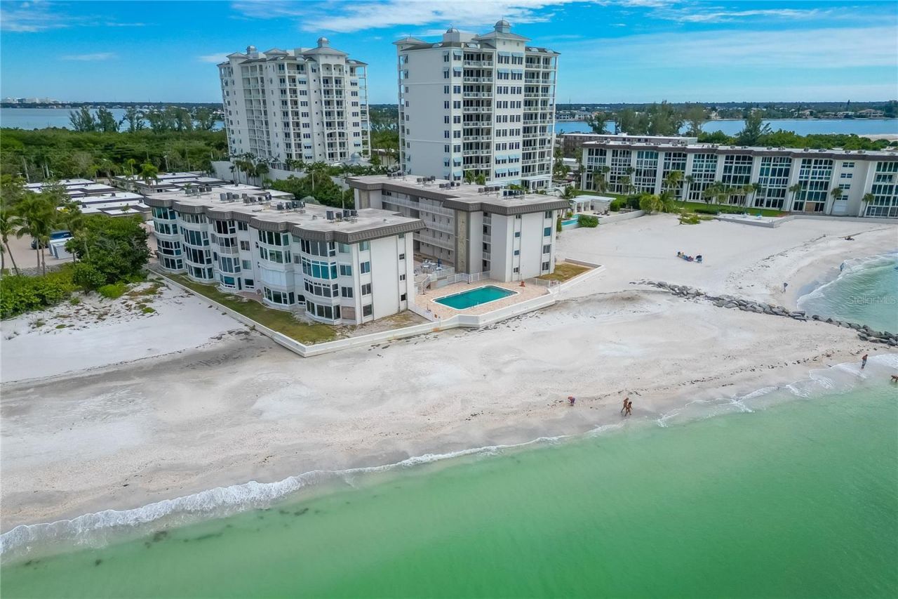 1900 Benjamin Franklin Drive, Unit V12, Sarasota, FL 34236 Photo