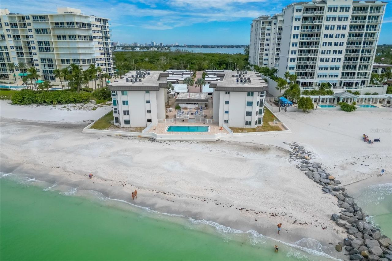 1900 Benjamin Franklin Drive, Unit V12, Sarasota, FL 34236 Photo