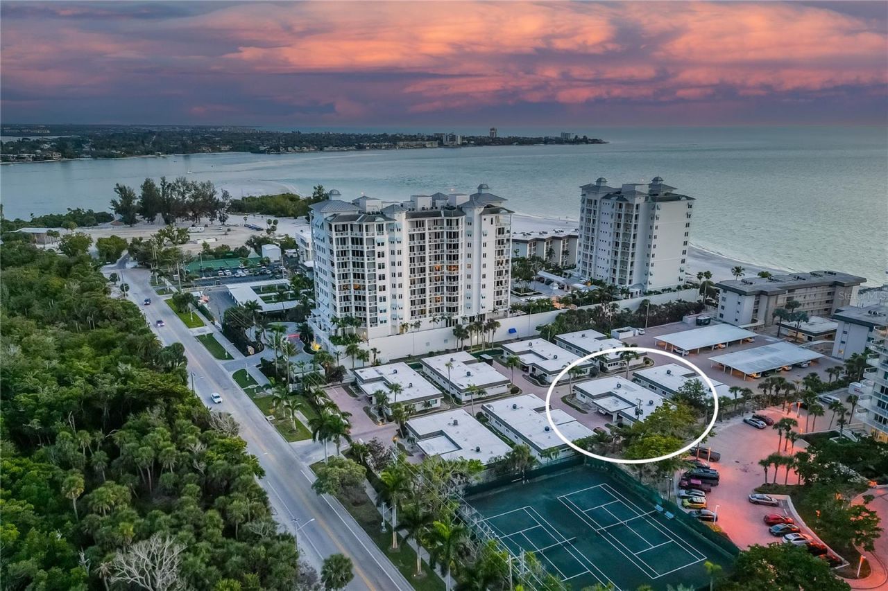 1900 Benjamin Franklin Drive, Unit V12, Sarasota, FL 34236 Photo