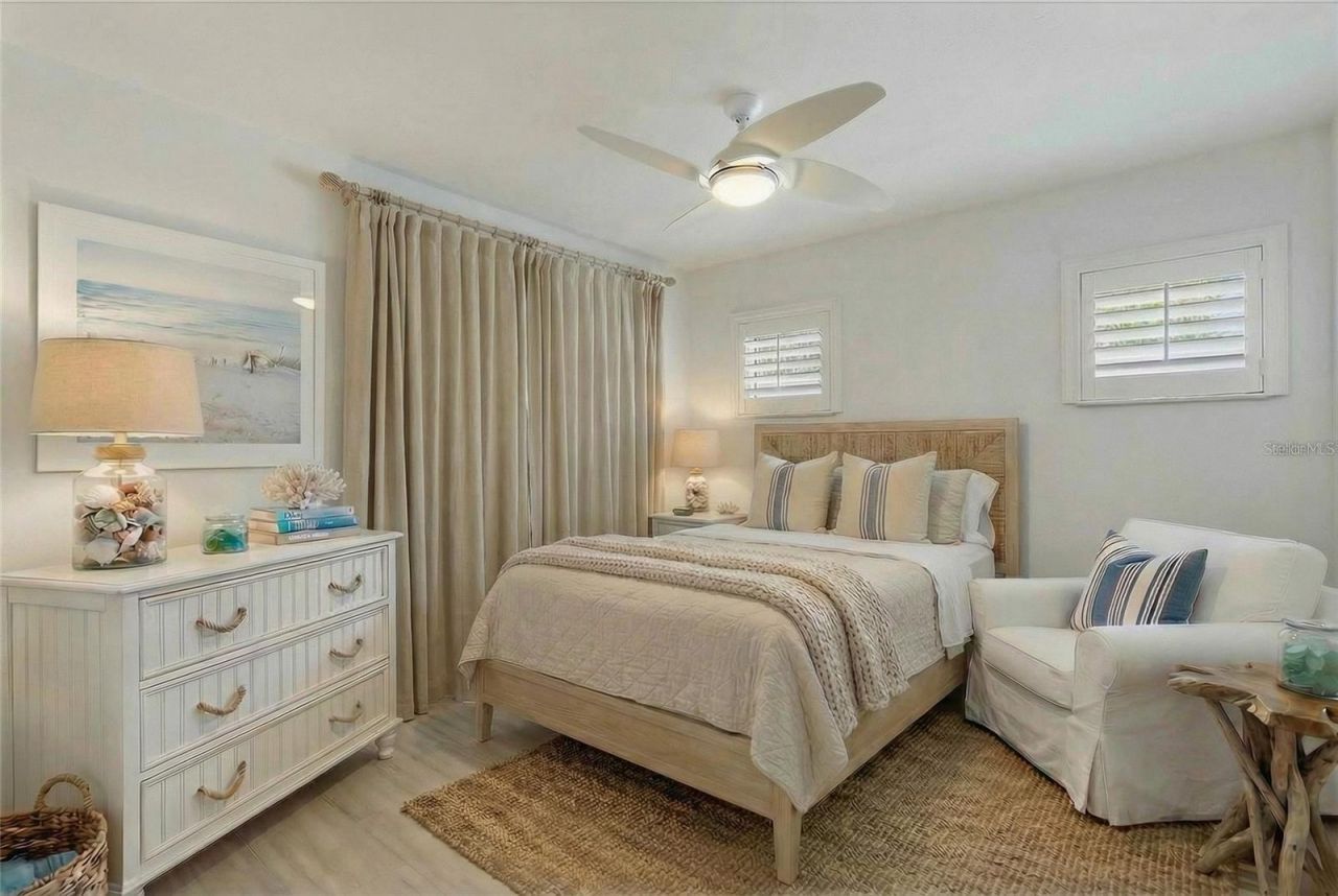 1900 Benjamin Franklin Drive, Unit V12, Sarasota, FL 34236 Photo