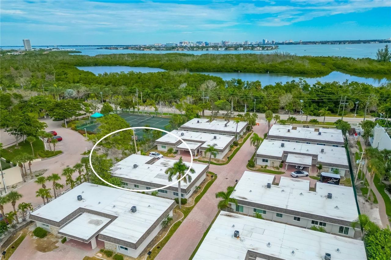 1900 Benjamin Franklin Drive, Unit V12, Sarasota, FL 34236 Photo