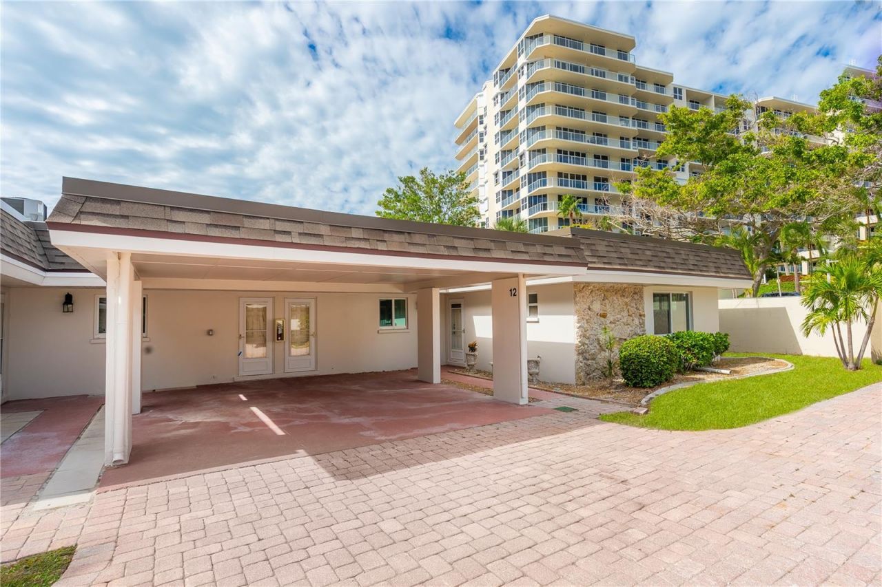 1900 Benjamin Franklin Drive, Unit V12, Sarasota, FL 34236 Photo