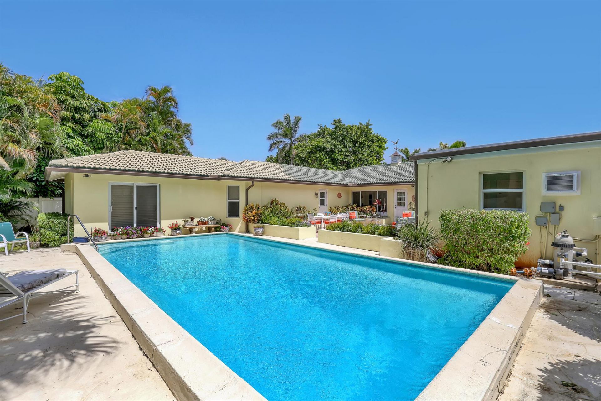 219 Claremont Lane, Palm Beach Shores, FL 33404 Photo