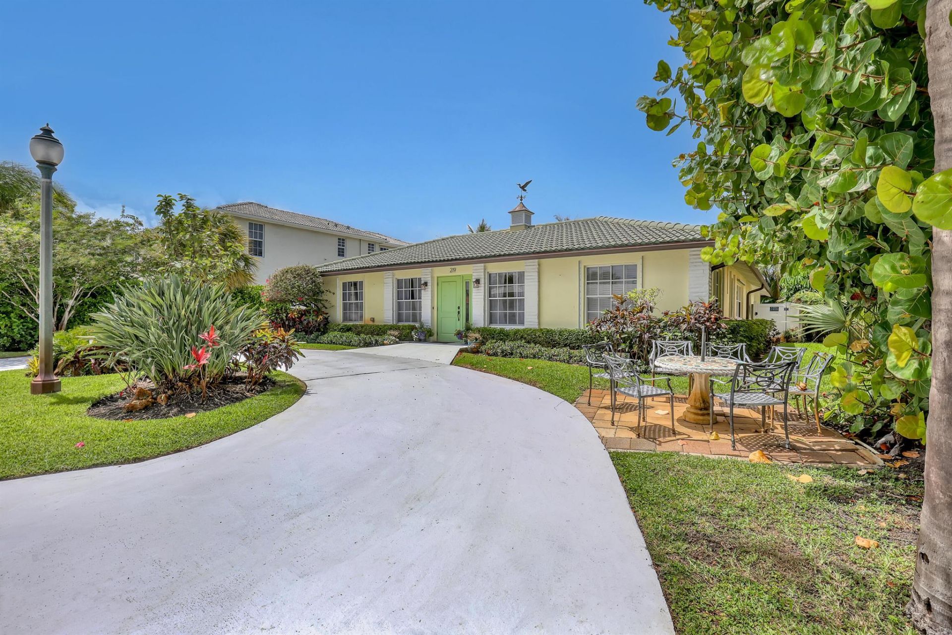 219 Claremont Lane, Palm Beach Shores, FL 33404 Photo