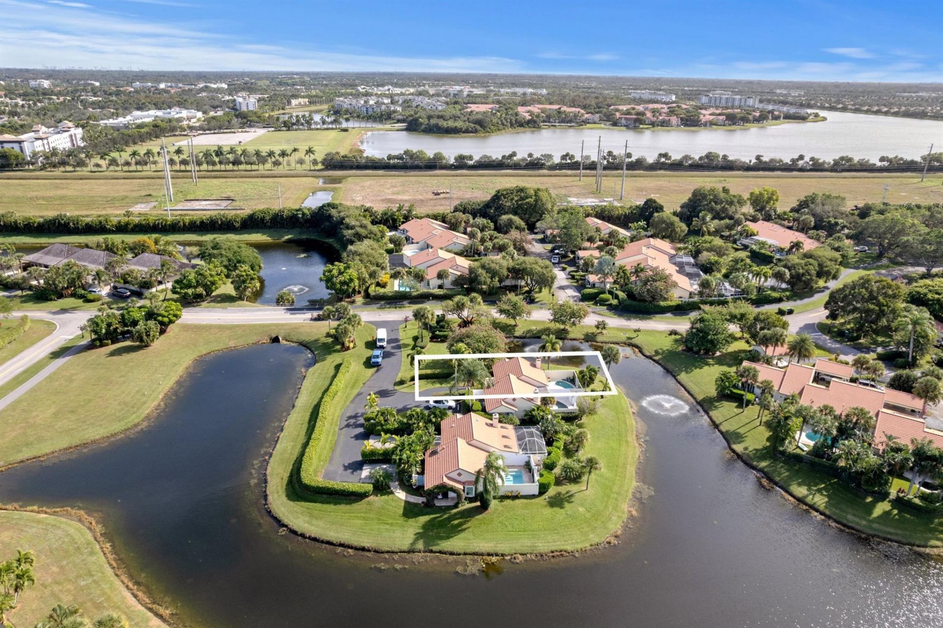 2211 Las Casitas Drive, Wellington, FL 33414 Photo