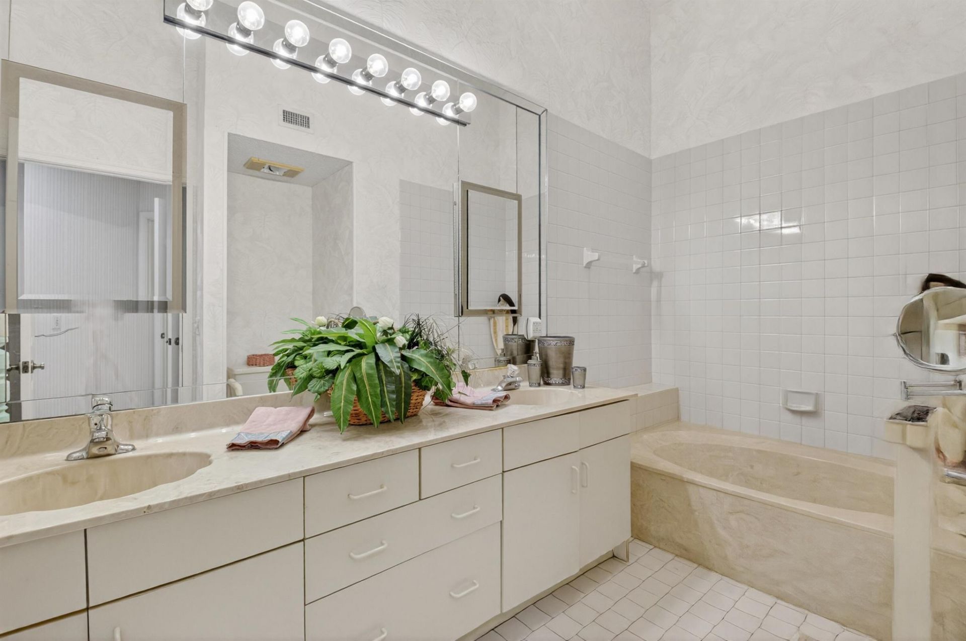 7972 Lexington Club Boulevard, Unit A, Delray Beach, FL 33446 Photo
